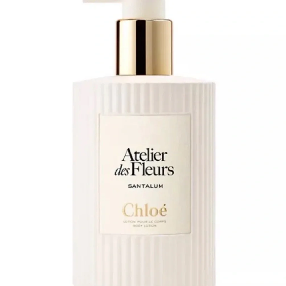 Chloe White and Gold Skincare Moisturizer